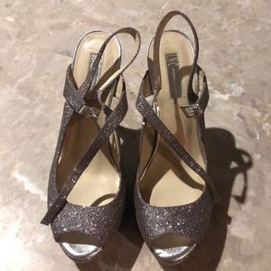 Like new sparkly heels shoes size 9 heel 5inches